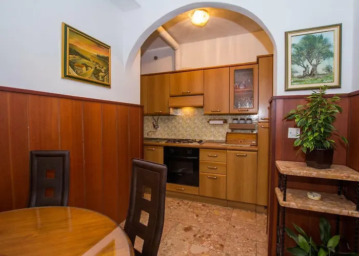 Cherie Lägenhet Trogir