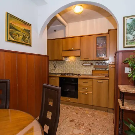 Cherie Apartment Trogir